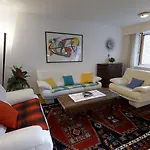 Paravicini Apartman *