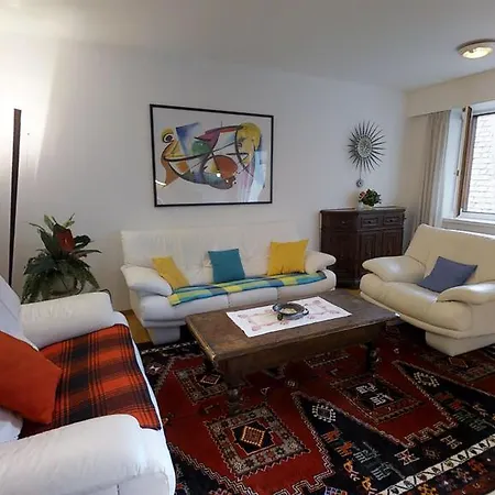 Paravicini Apartment *